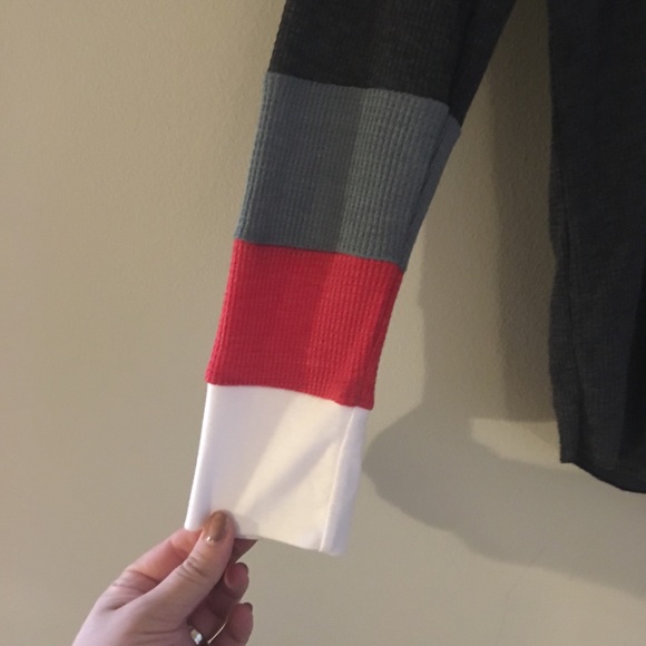 Wildfox XS - Picture 4 of 7